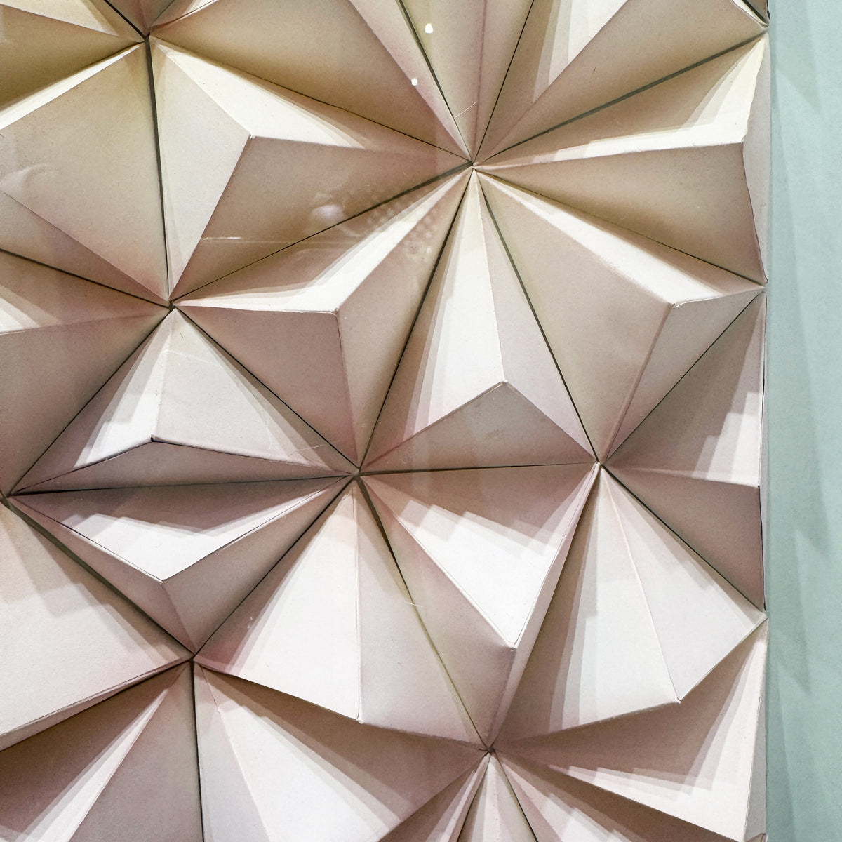 Blush Prism | Detail