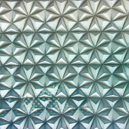 Indigo Prism | Detail
