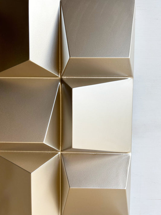 Silent Facets
